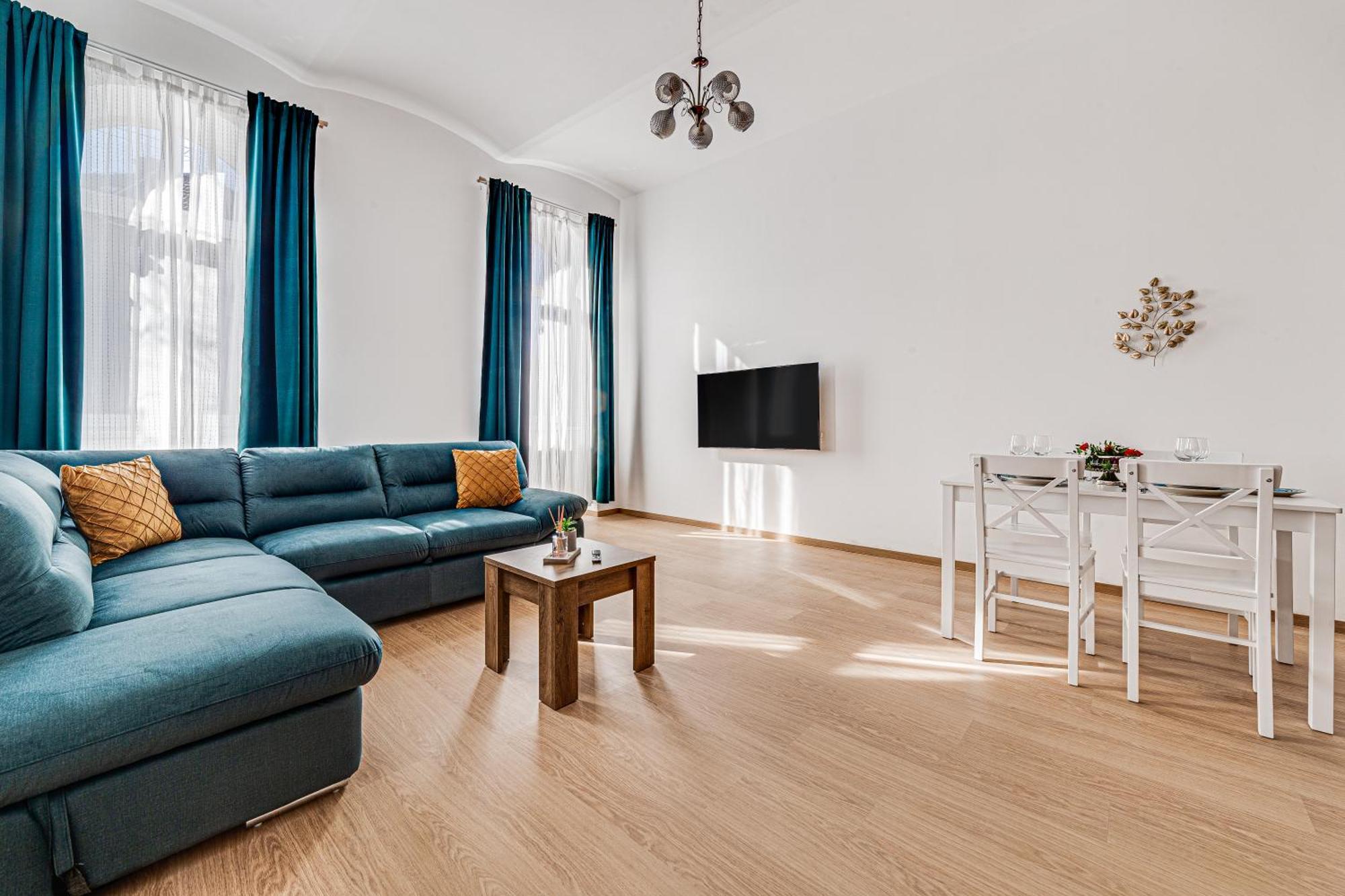 אראד Ari Central Grand Apartments - Luxurious Stay מראה חיצוני תמונה