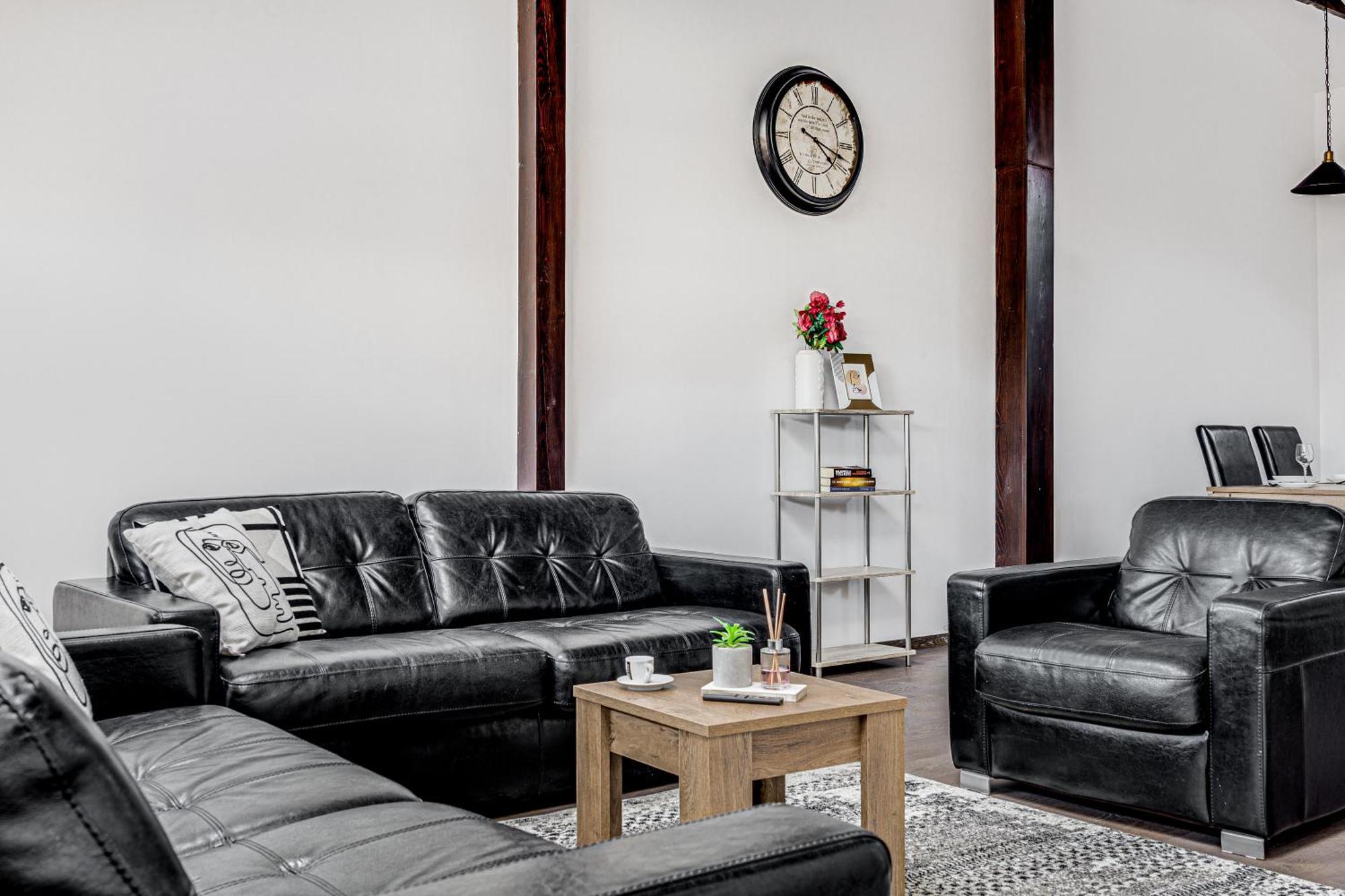 אראד Ari Central Grand Apartments - Luxurious Stay מראה חיצוני תמונה