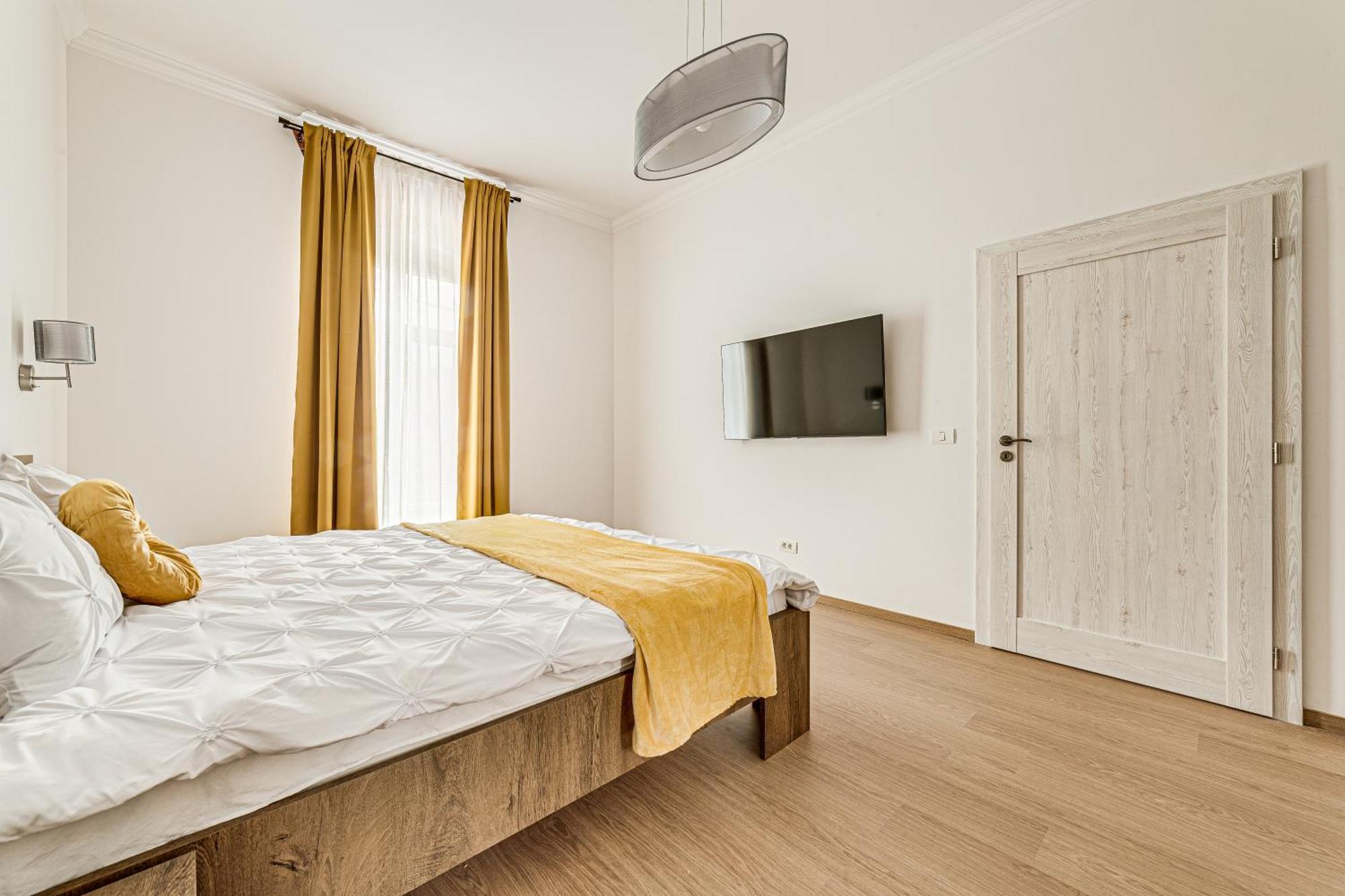 אראד Ari Central Grand Apartments - Luxurious Stay מראה חיצוני תמונה
